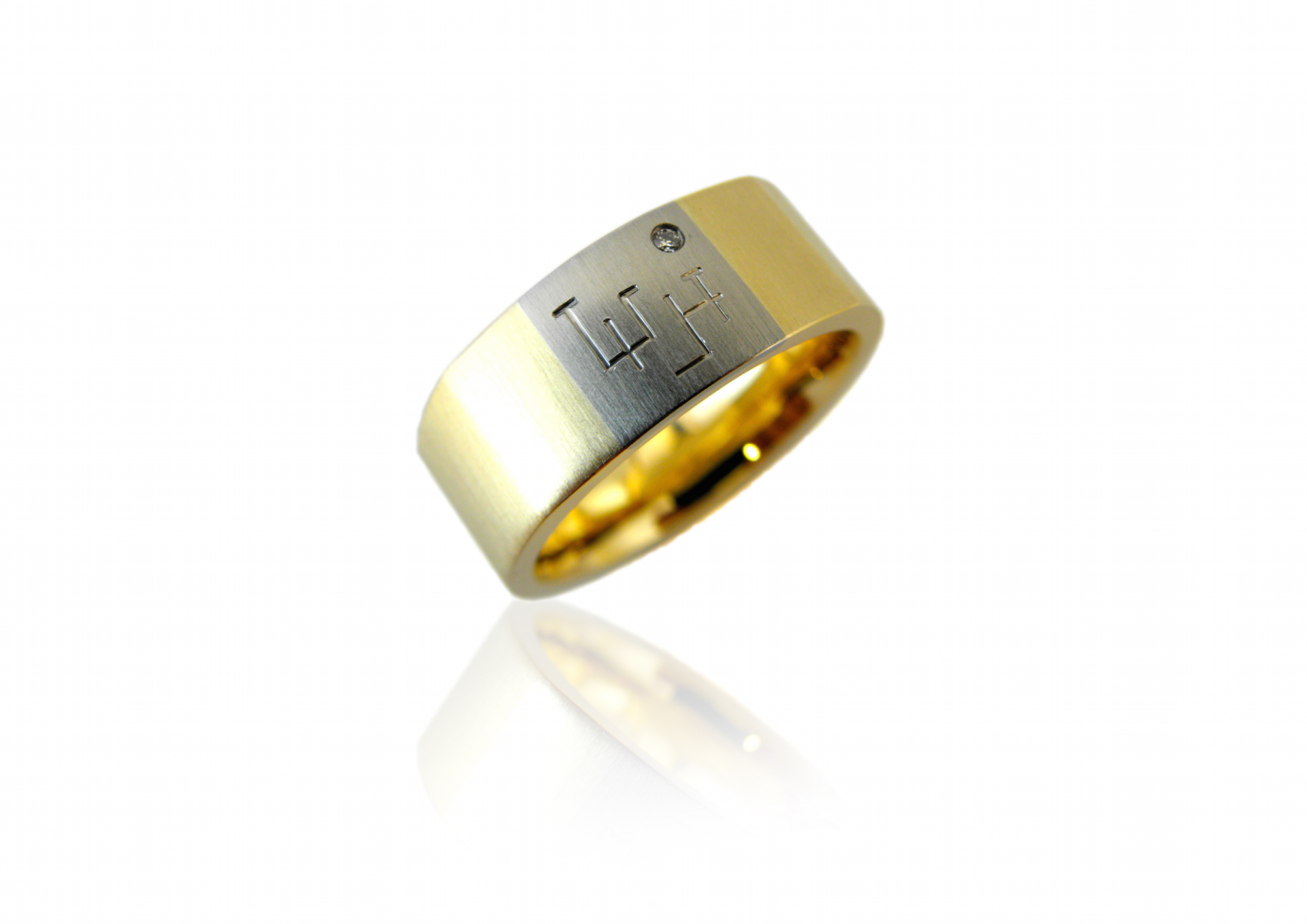 Herrenring, Monogramm, Gelbgold, Weissgold, Handgravur, Initialen, Brillanten, Anfertigung, Goldschmiede, Schmuck